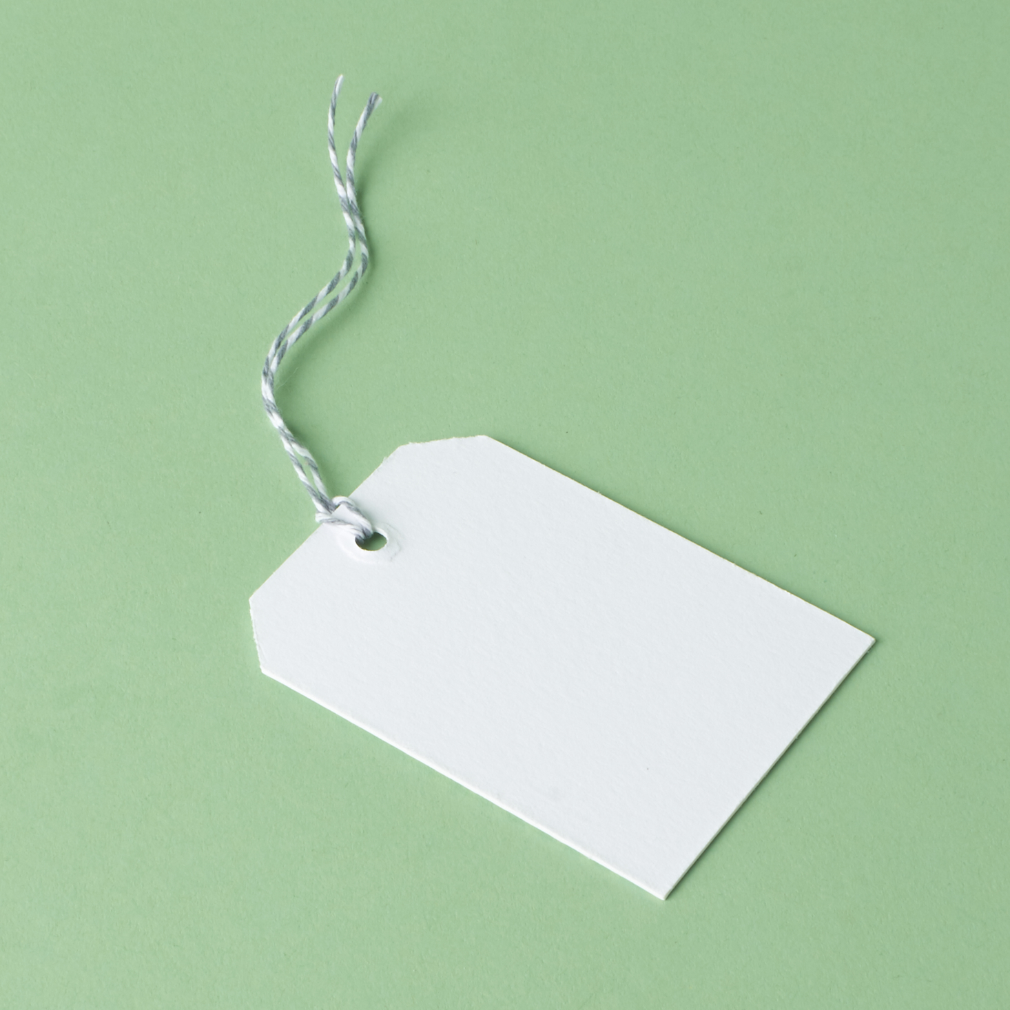 Read our review of the December Idea Chic Stationery Box!