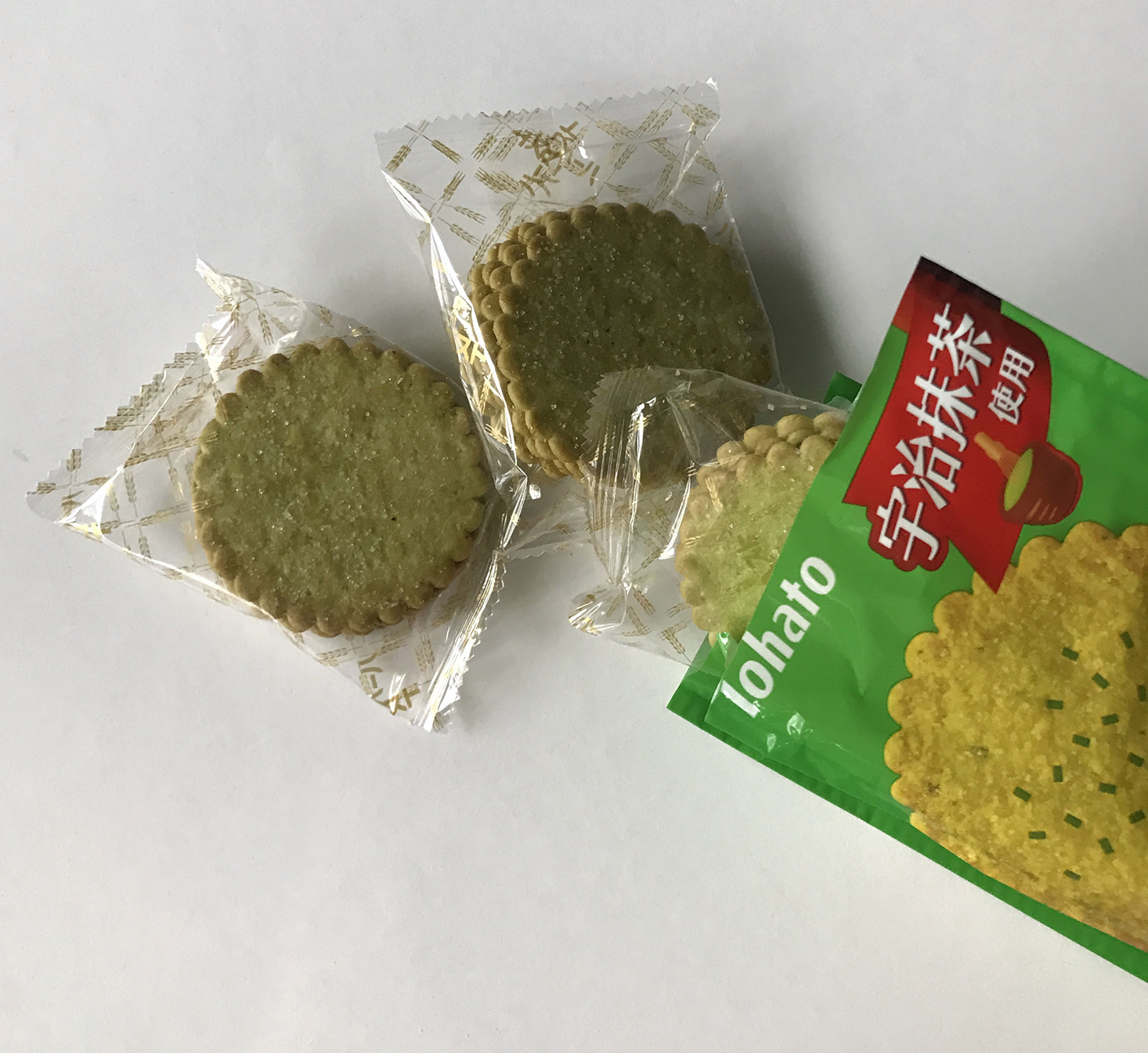 japan-crate-december-2016-harvest-biscuit-opened