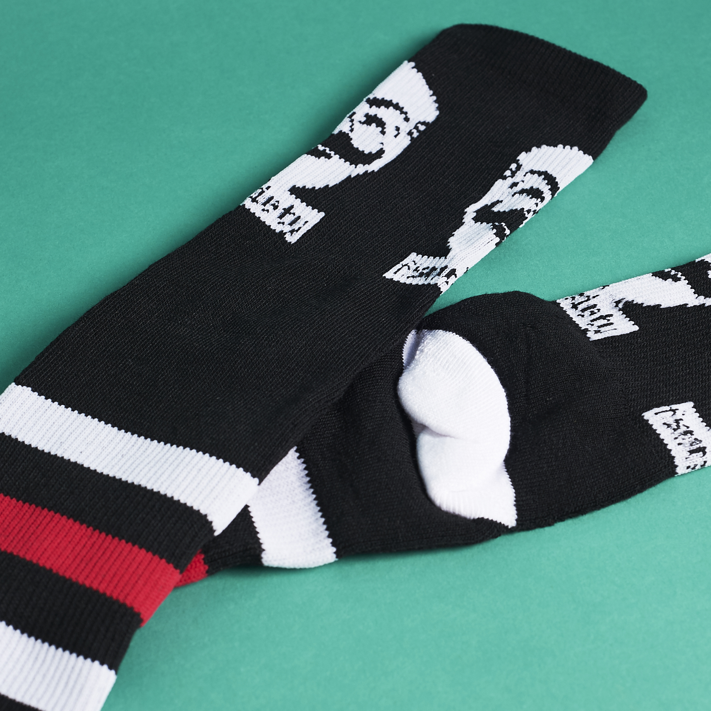 loot-wear-socks-january-2016-0006