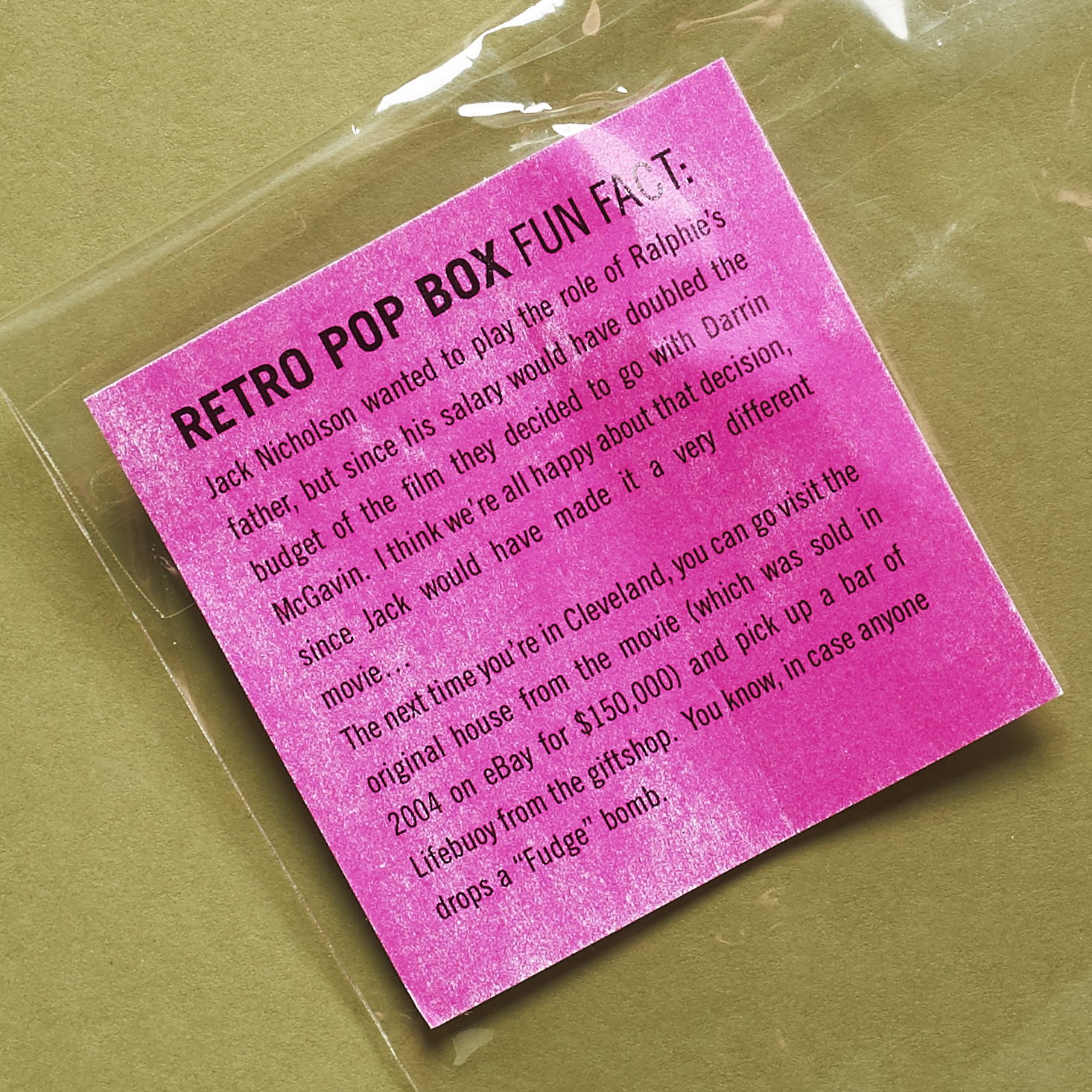 Read our review of the December 2016 80s Retro Pop Box!