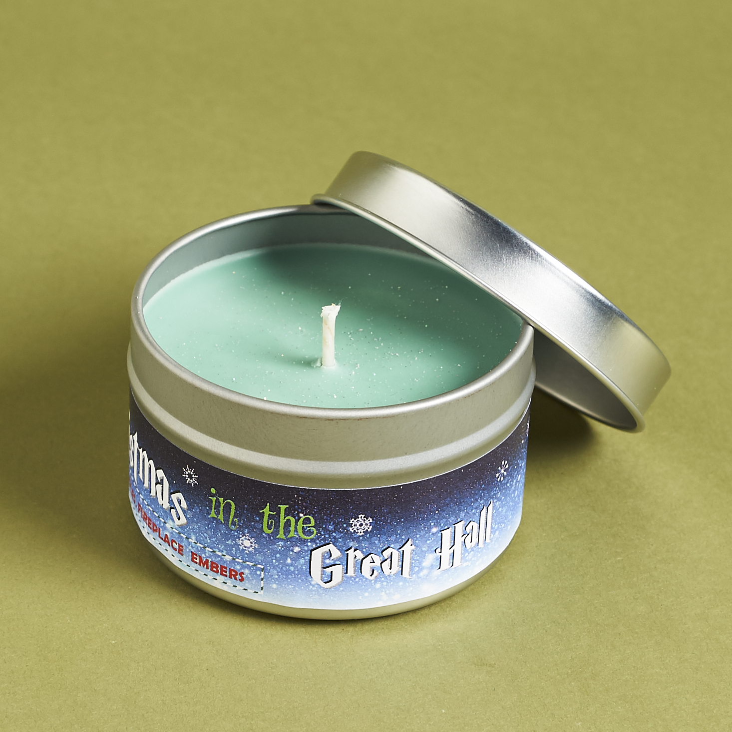 Read our review of the December 2016 Bookish Box!