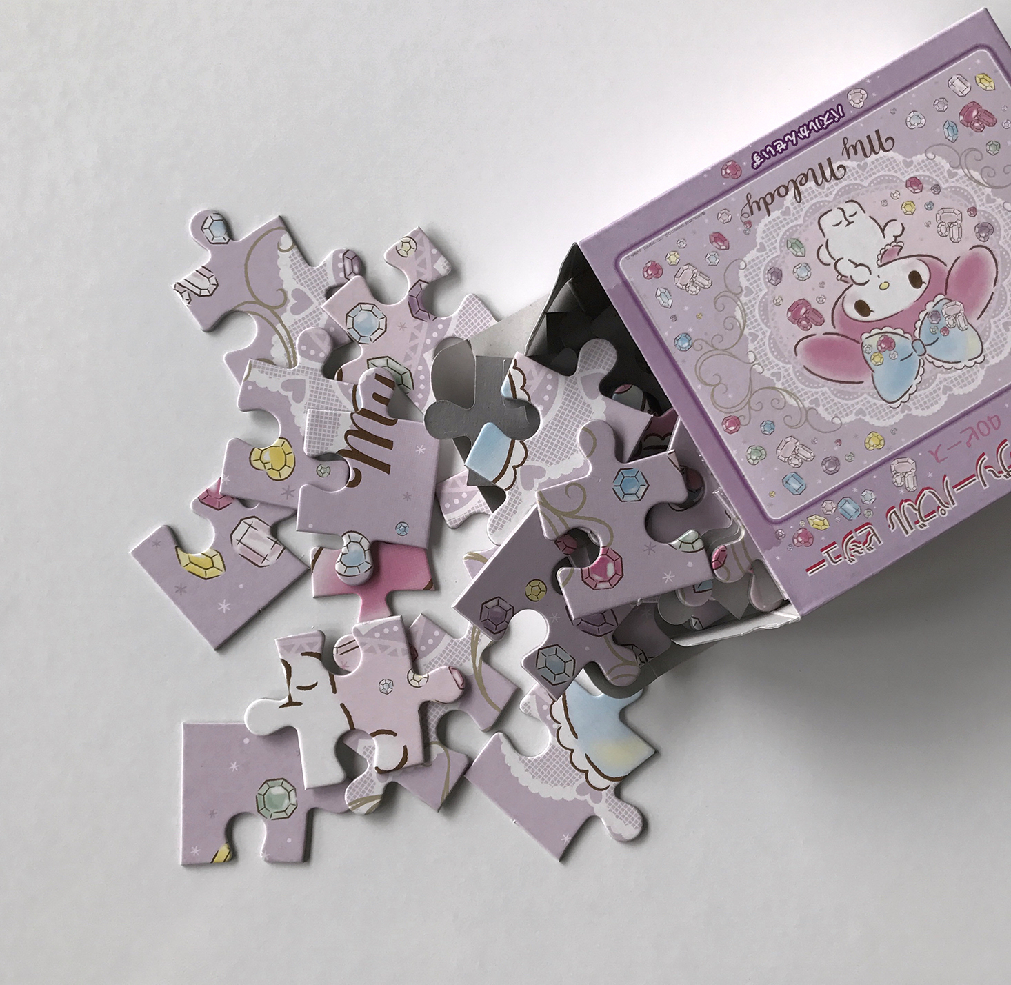 the-cutebox-december-2016-puzzle-set-closeup