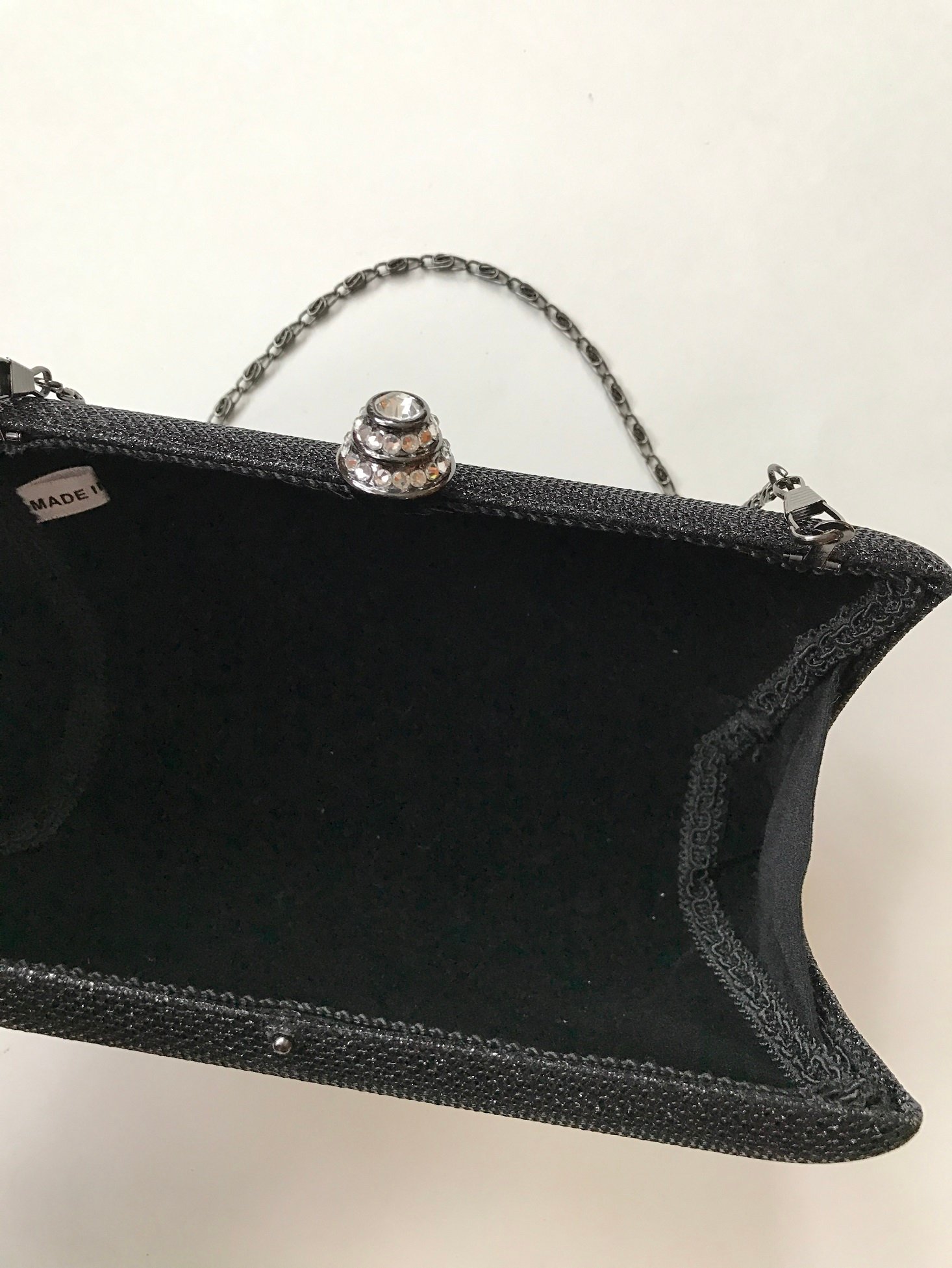 trendy-box-december-2016-clutch4