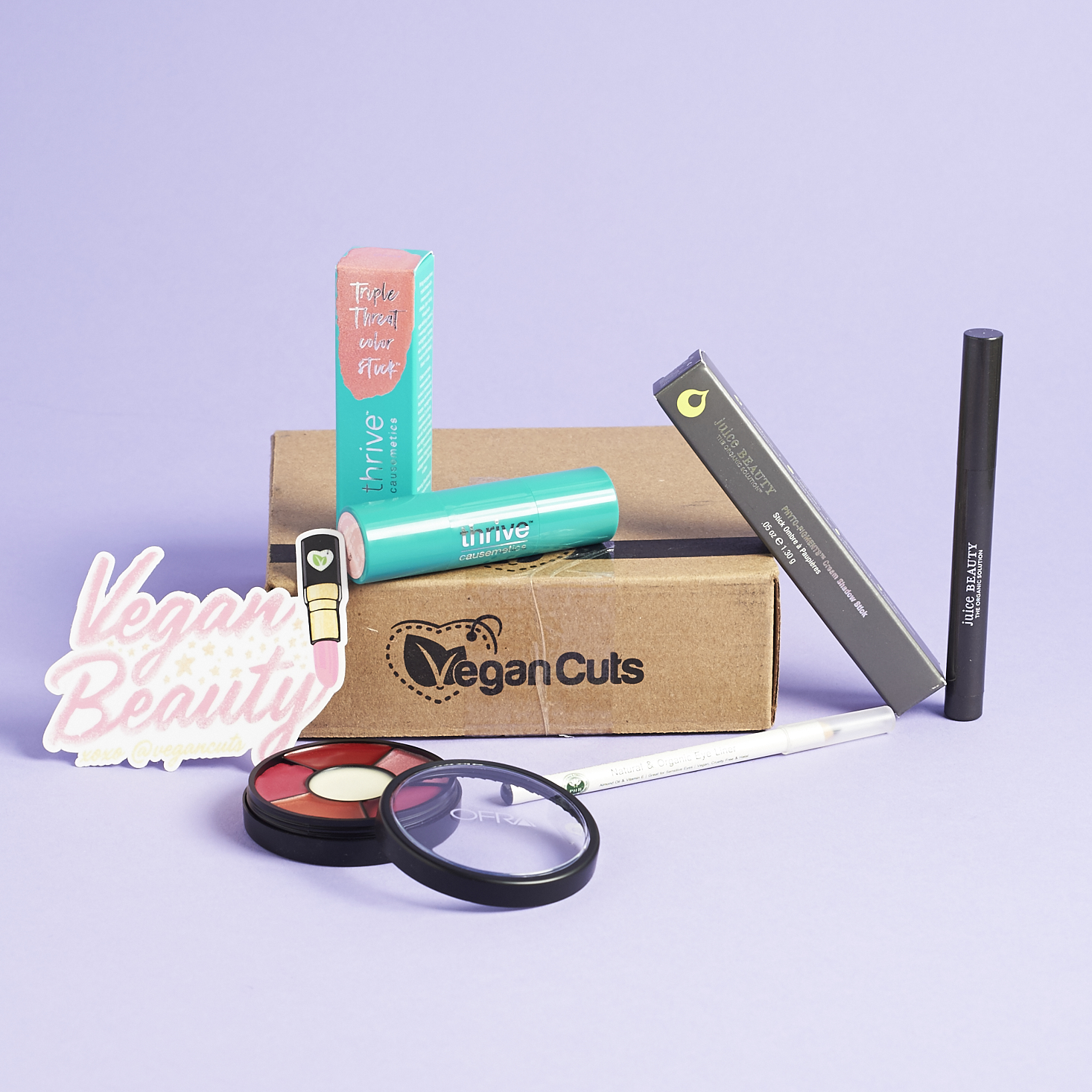 Vegan-Cuts-Beauty-Box-December-2016-0003