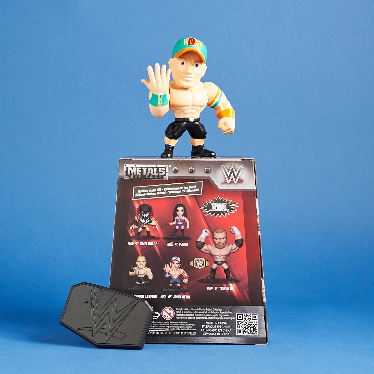 wwe-slam-crate-loot-crate-december-2016-0014