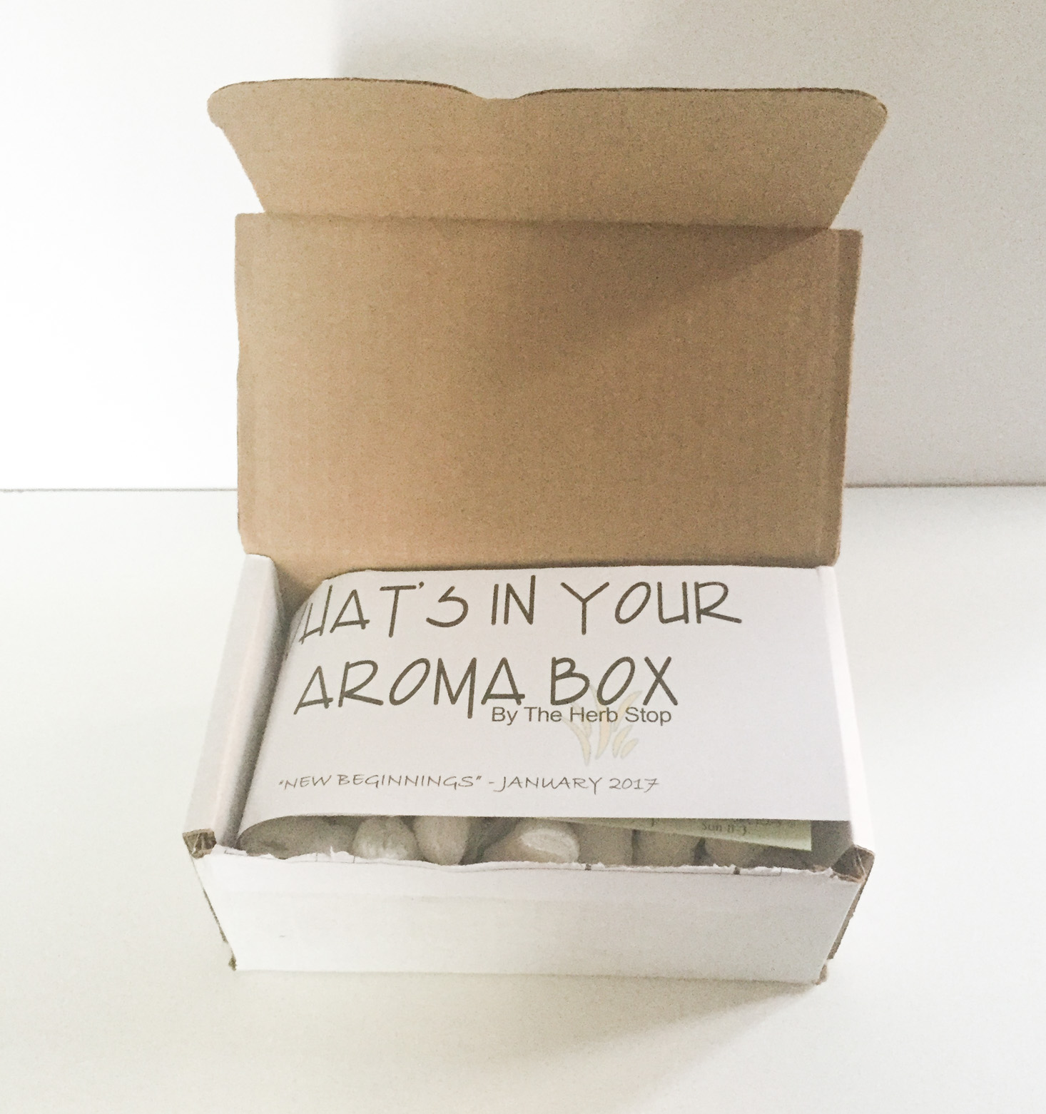 aroma-box-by-herb-stop-january-2017-box-inside