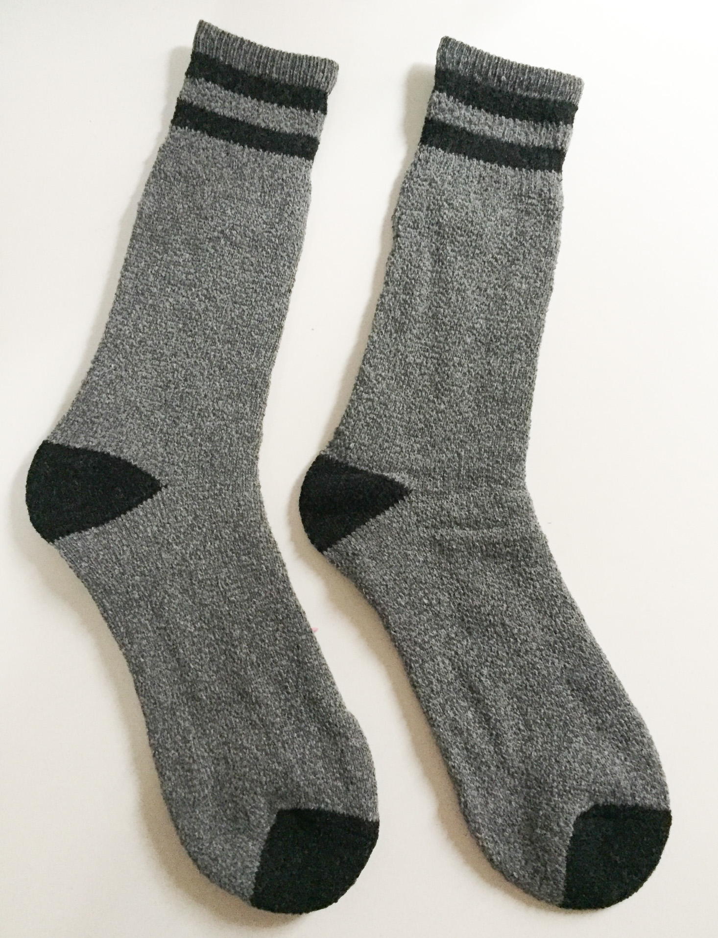 mystery-box-of-awesome-december-2016-socks-2