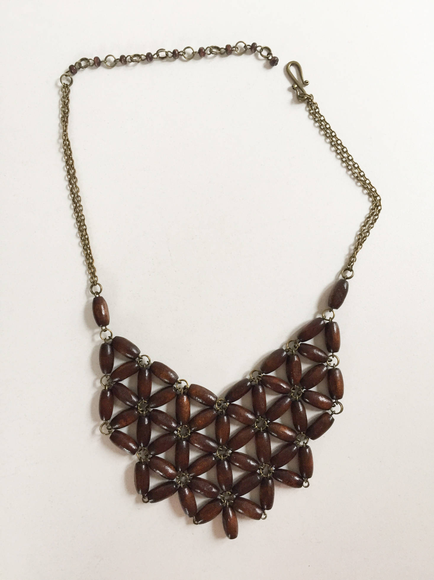 nadine-west-january-2017-necklace