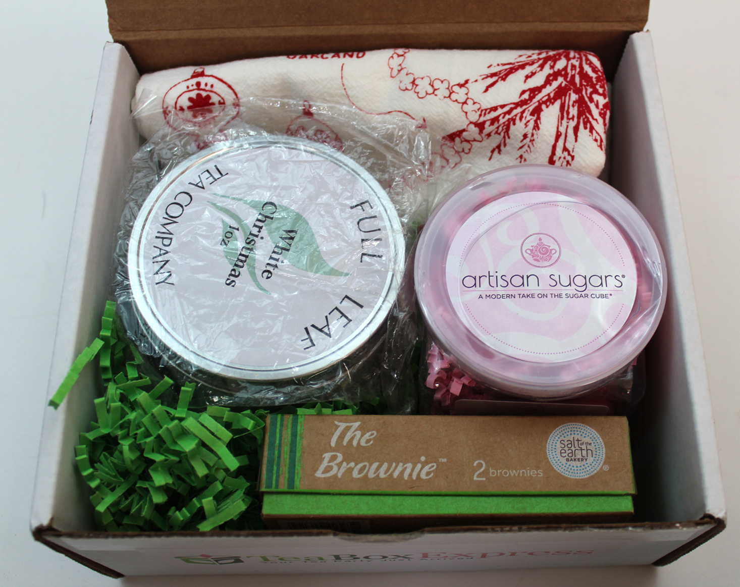 tea-box-express-december-2016-inside