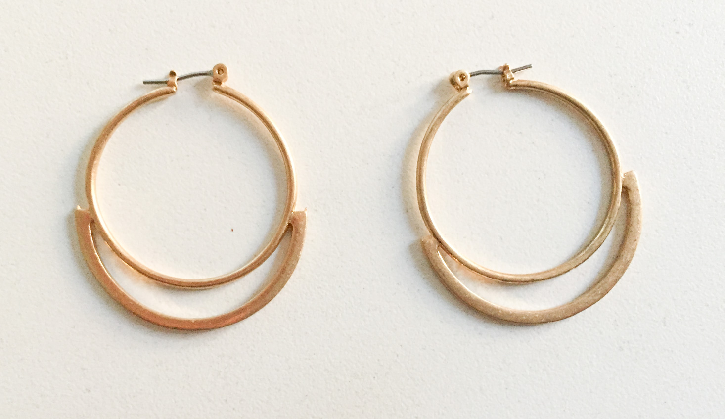 wantable-accessories-january-2017-earrings