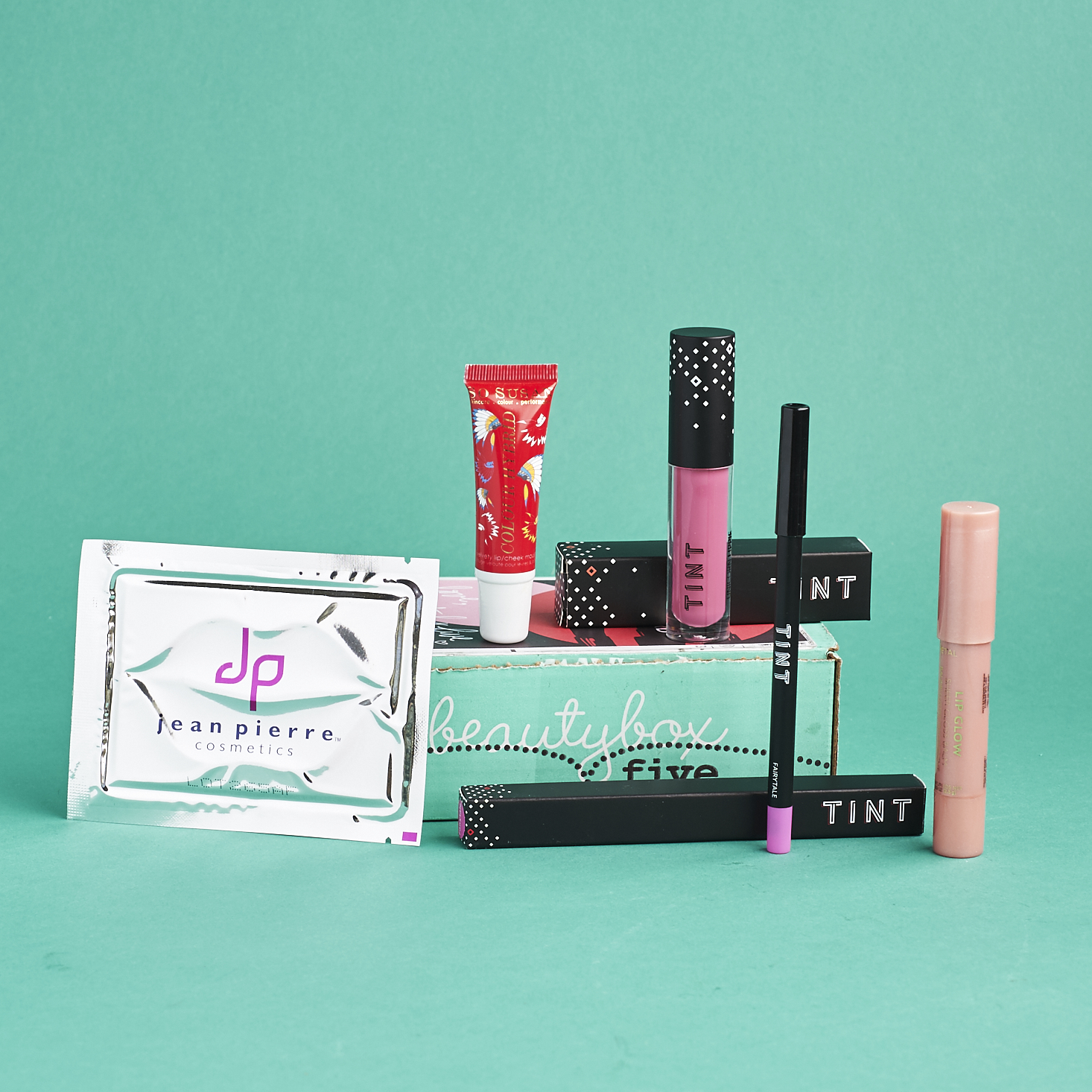 Beauty-Box-Five-February-2017-0003