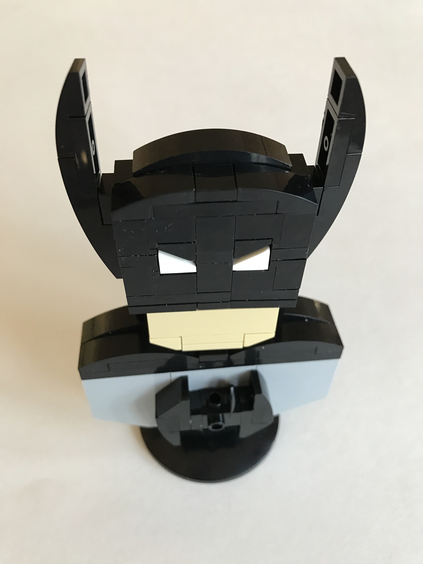Brick-Loot-February-2017-Batman4