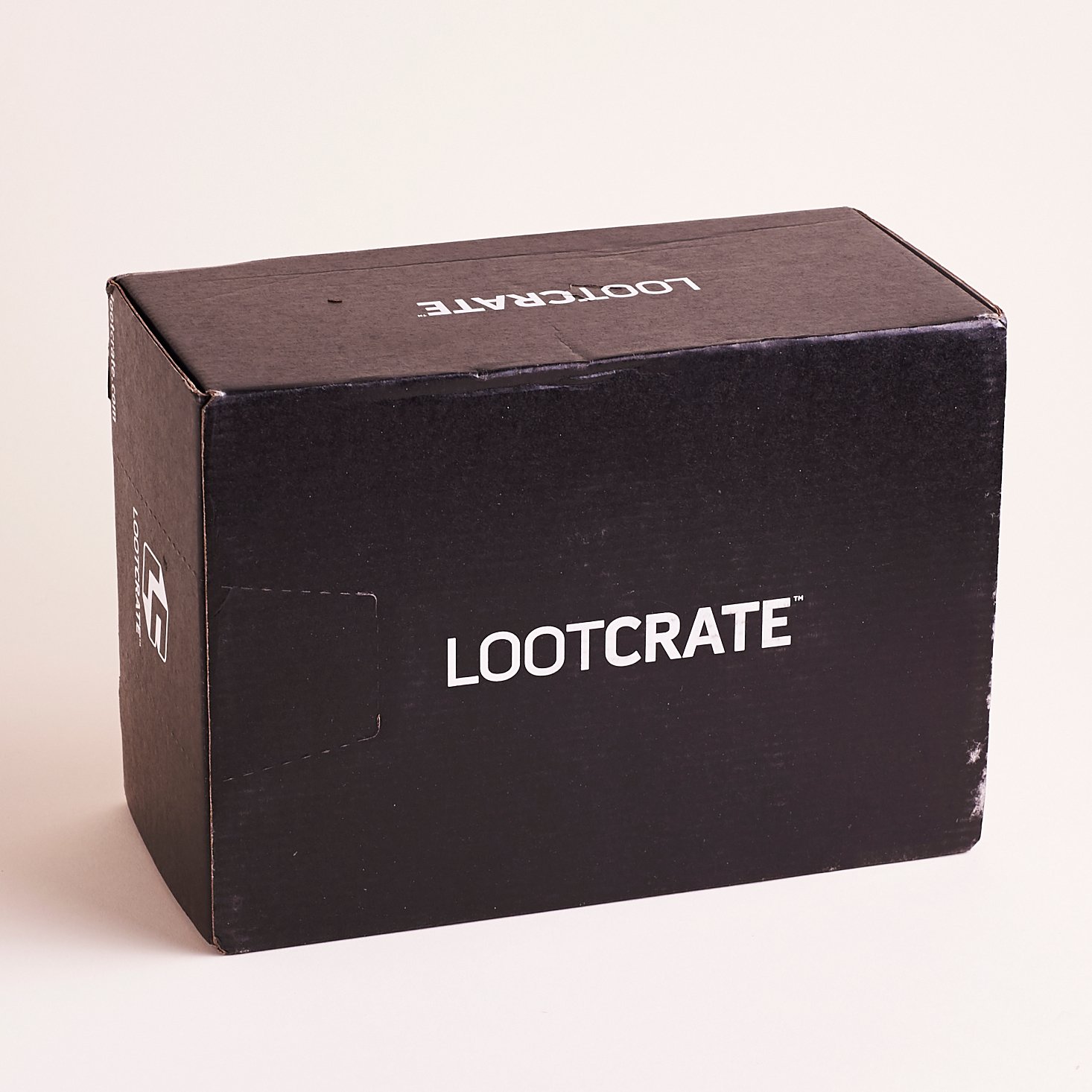 Lootcrate-February-2017-0001