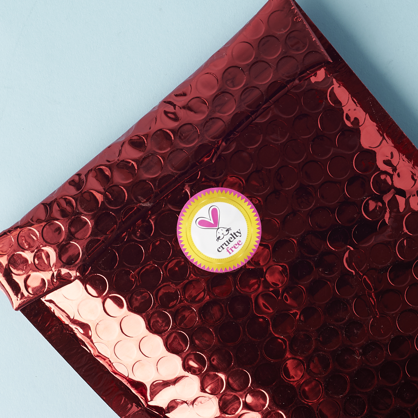 Medusas-makeup-vegan-beauty-box-february-2017-0002