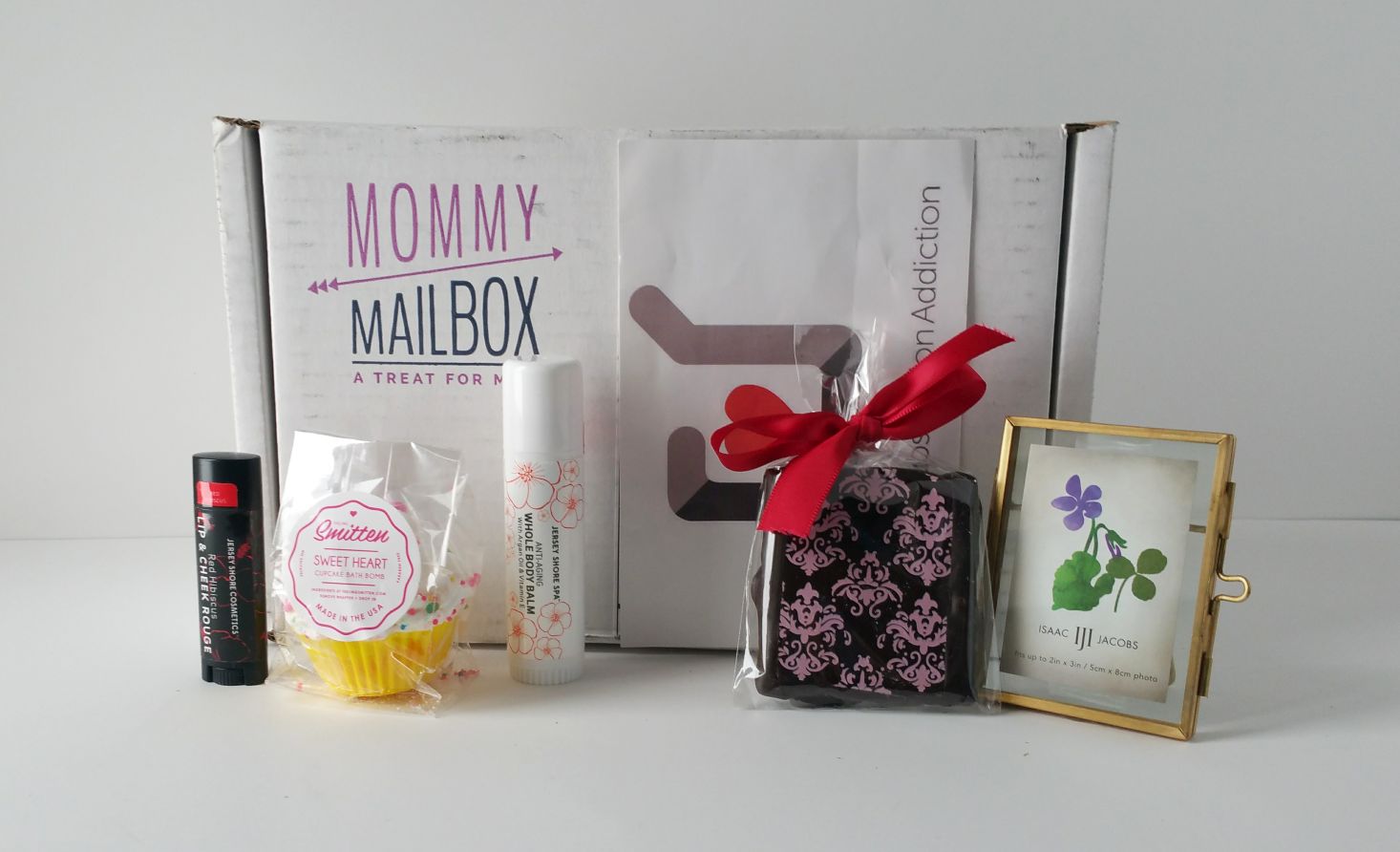 Mommy-mailbox-february-2017-review