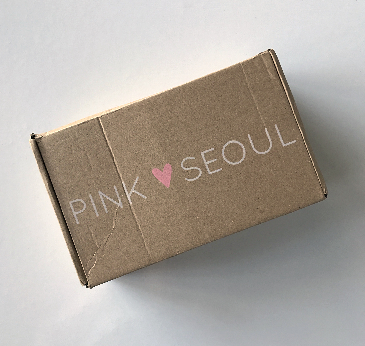 PinkSeoul-Mask-Box-January-2017-Box