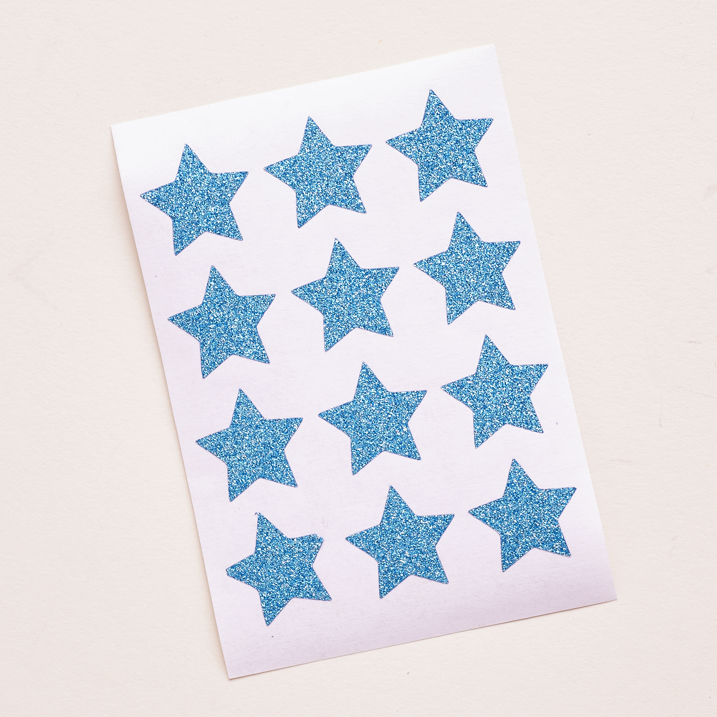 Check out our review of the February Pipsticks Pro Club Petite pack!