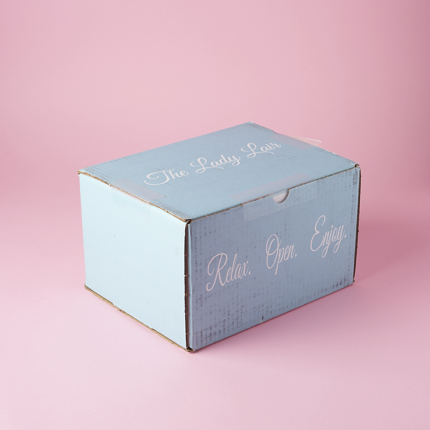 Check out our review of the January 2017 Lady Lair box!