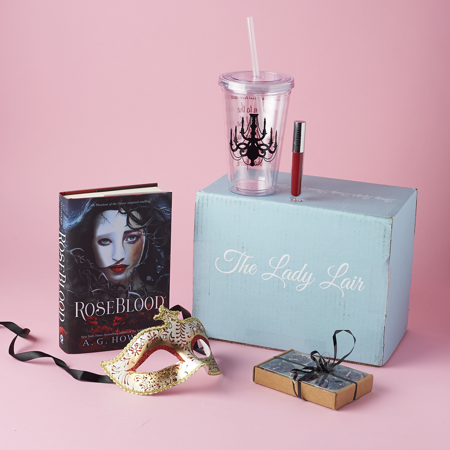 Check out our review of the January 2017 Lady Lair box!