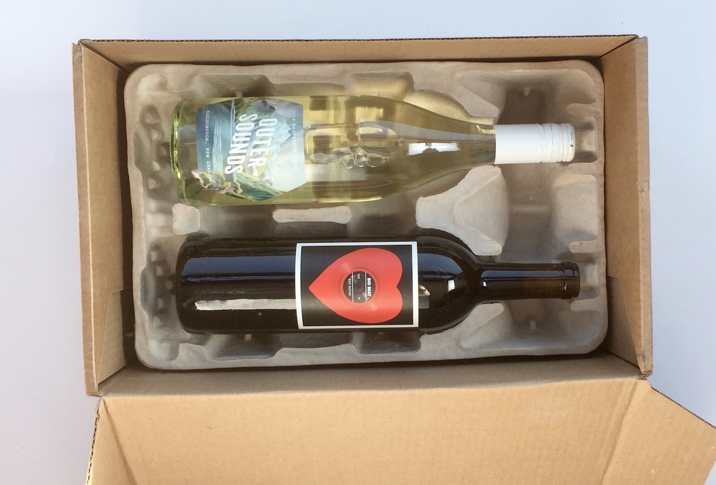 Winc-february-2017-box-inside