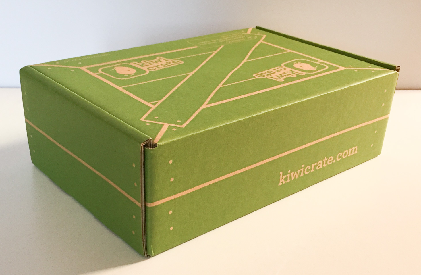 kiwi-crate-january-2017-box