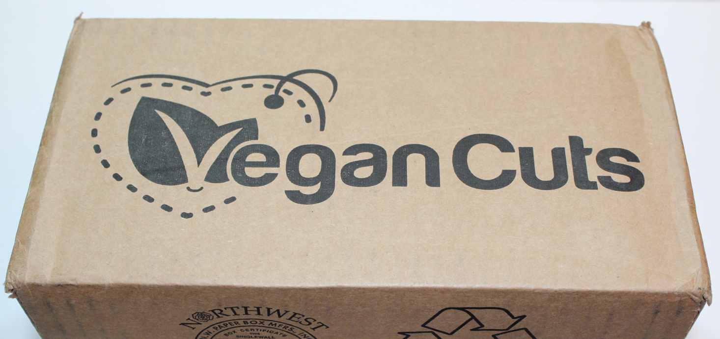 vegan-cuts-snack-february-2017-box
