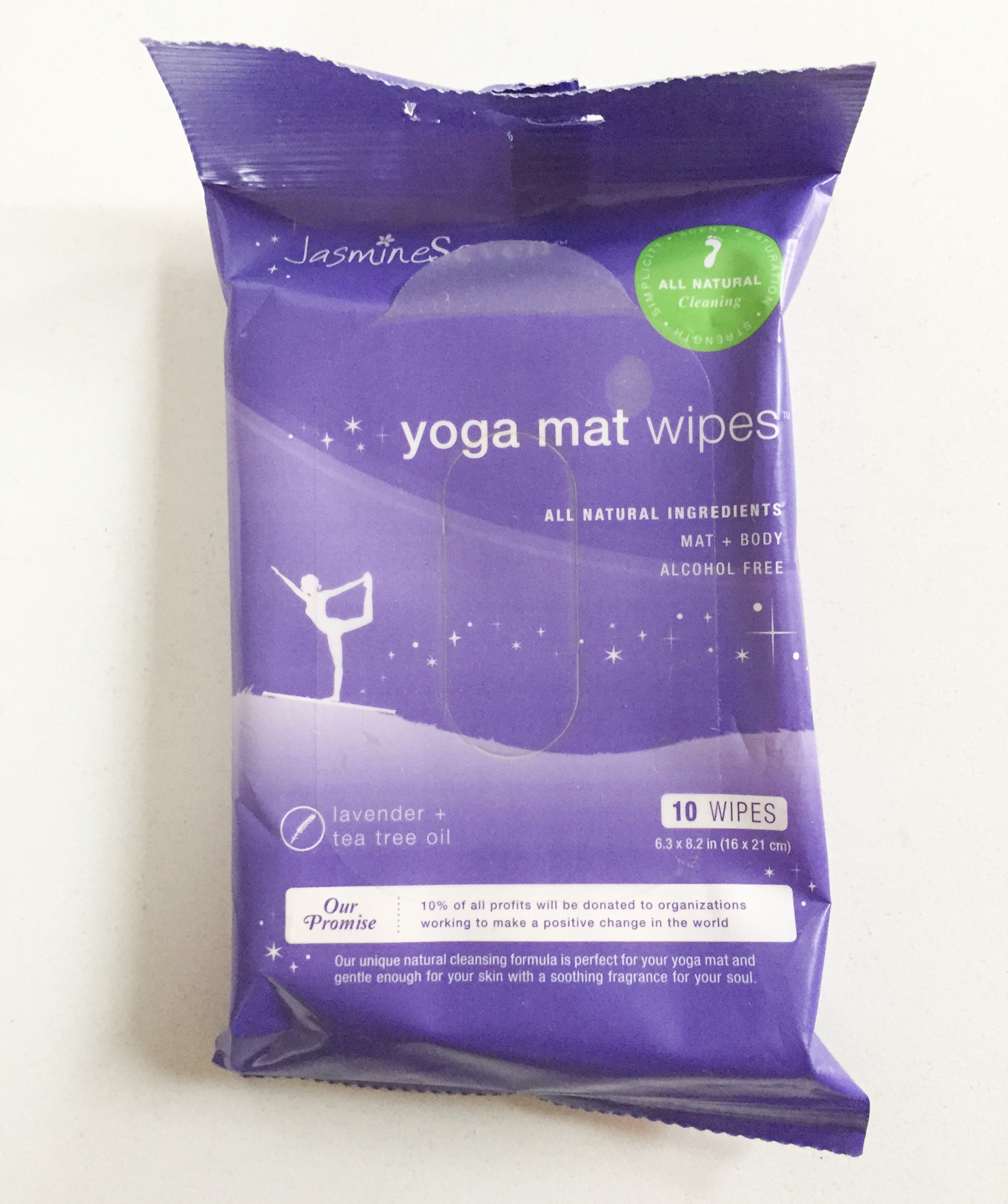 yogi-surprise-february-2017-wipes