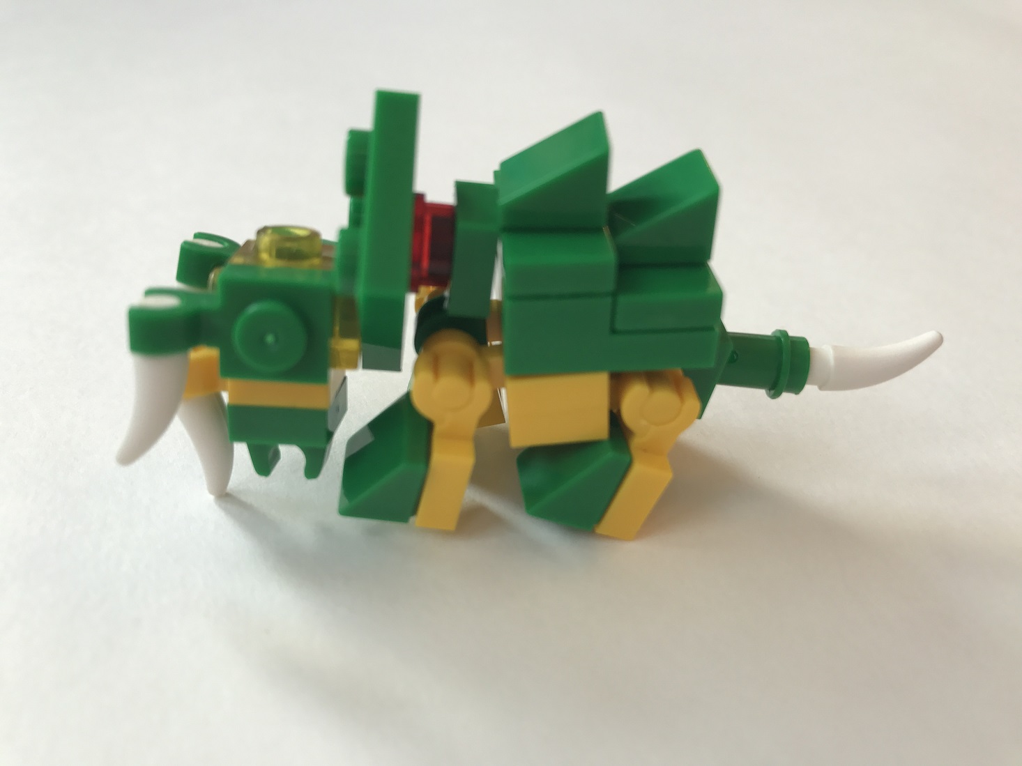 Brick-Loot-March-2017-Green2