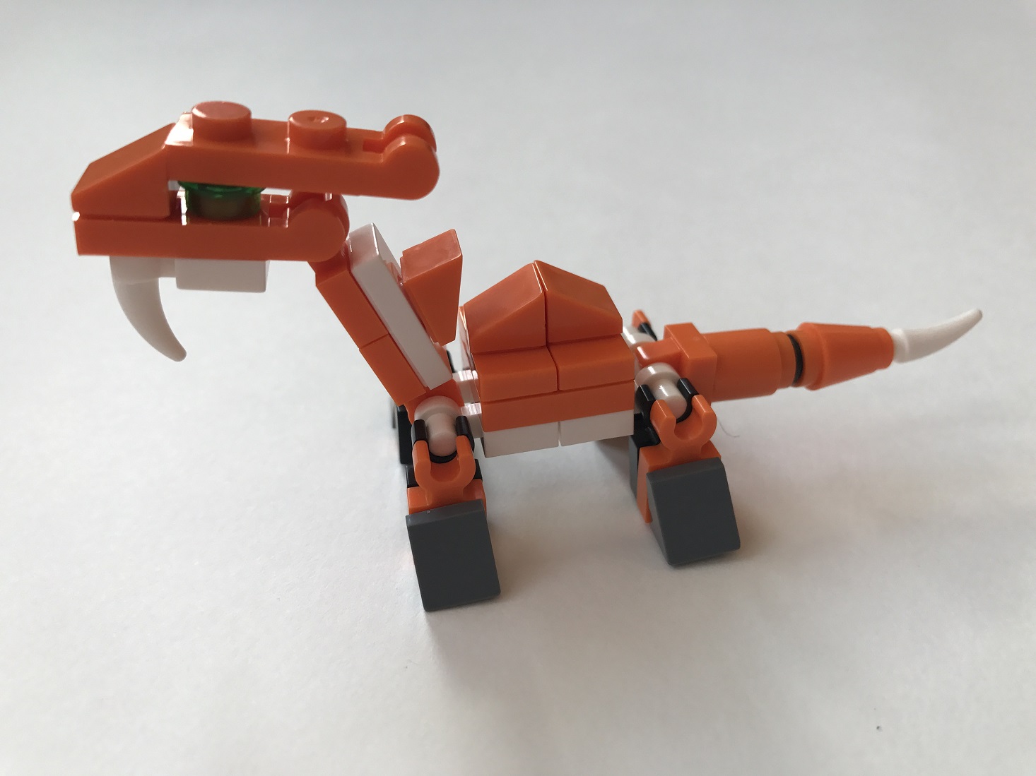 Brick-Loot-March-2017-Orange2