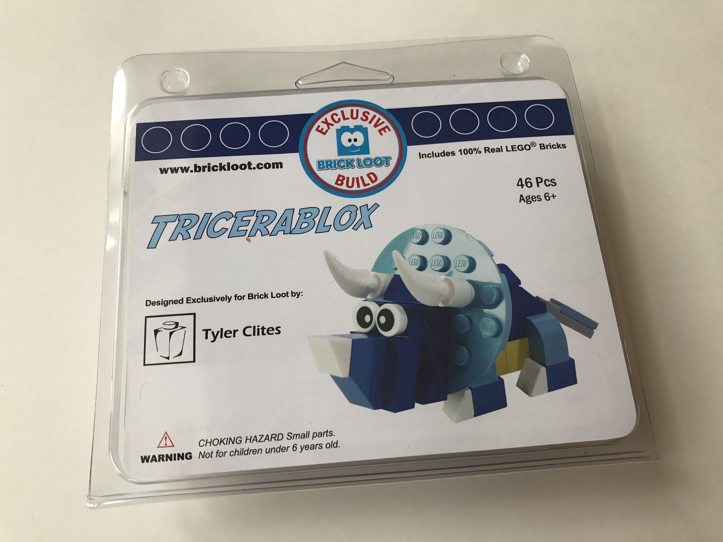 Brick-Loot-March-2017-Triceratops