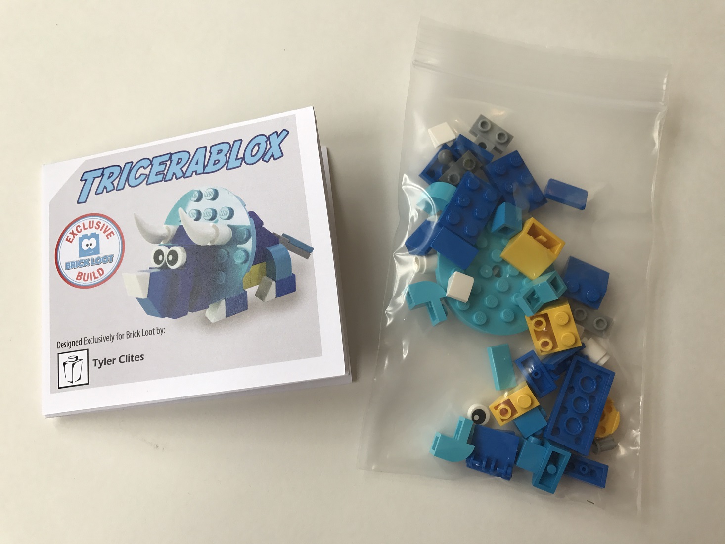 Brick-Loot-March-2017-Triceratops2