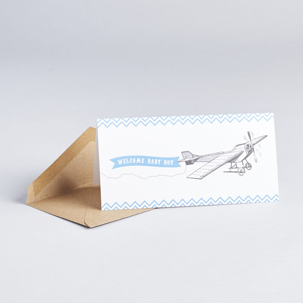 Check out our review of the March 2017 Idea Chic Stationery Box set!