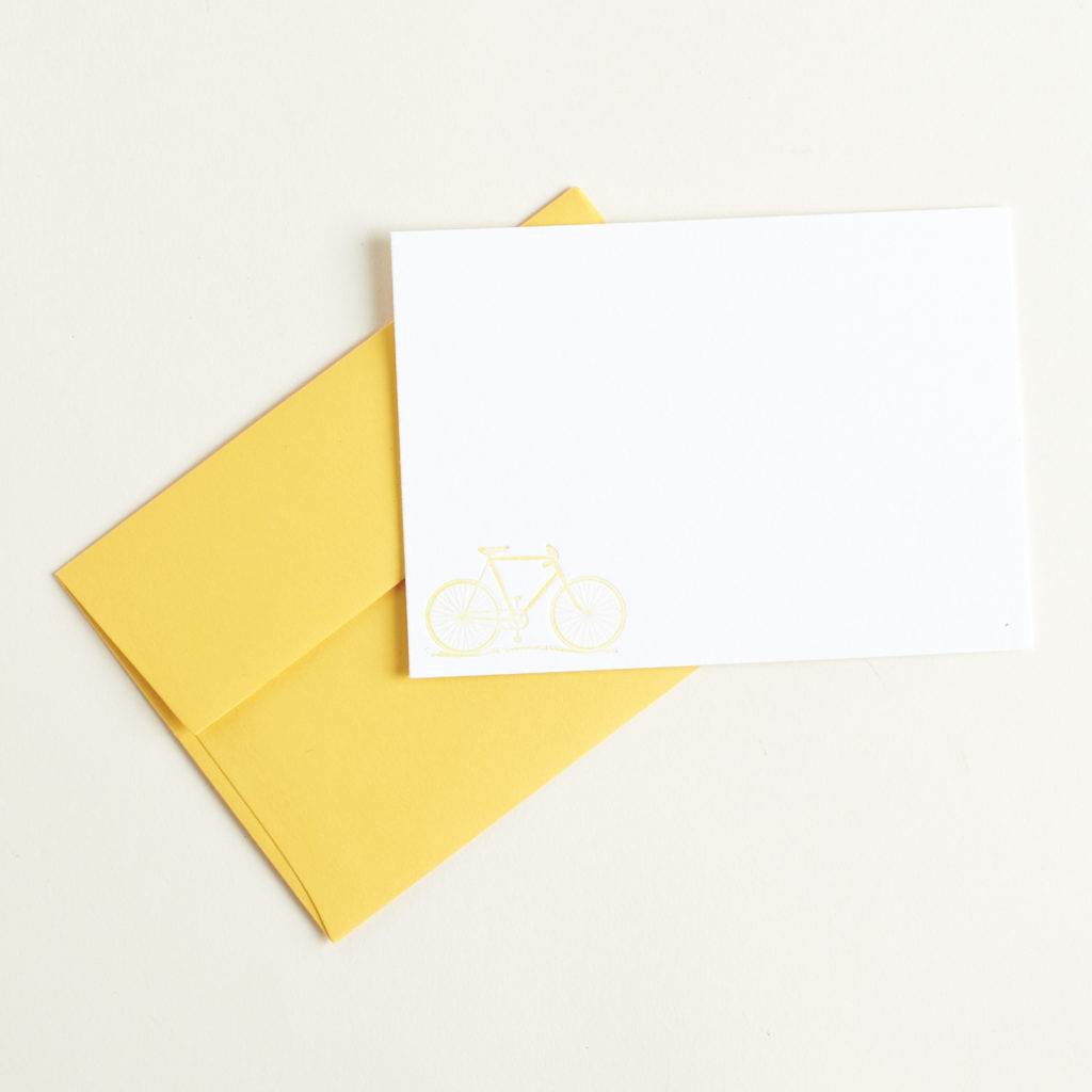 Read our review of the Spring 2017 Idea Chic Parcel Post box!
