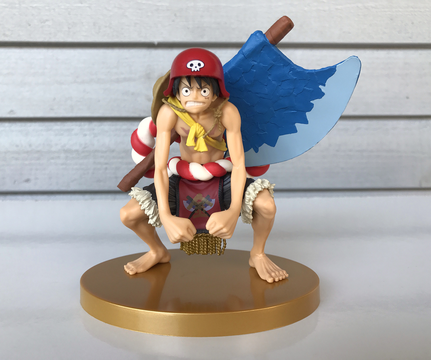 Loot-Anime-February-2017-Luffy-Figure-Front