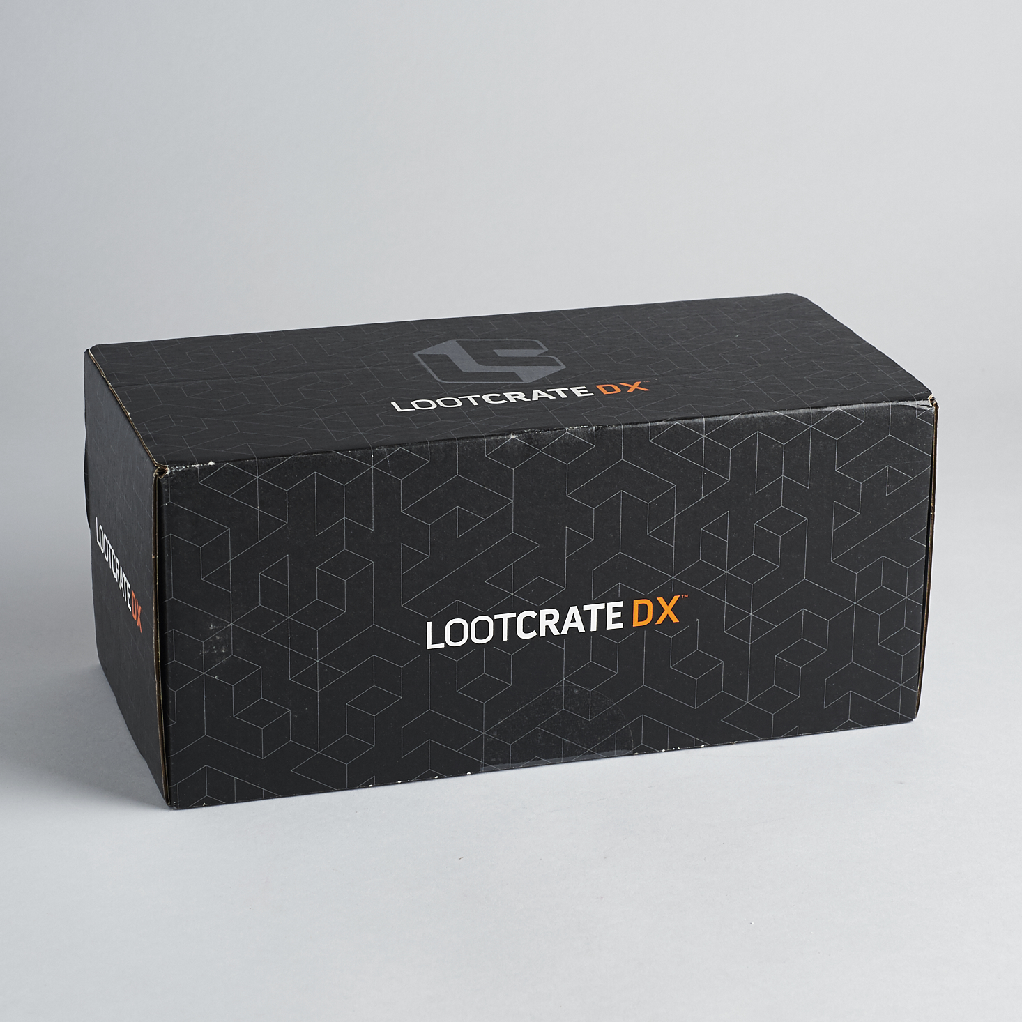 Loot-Crate-DX-March-2017-0001