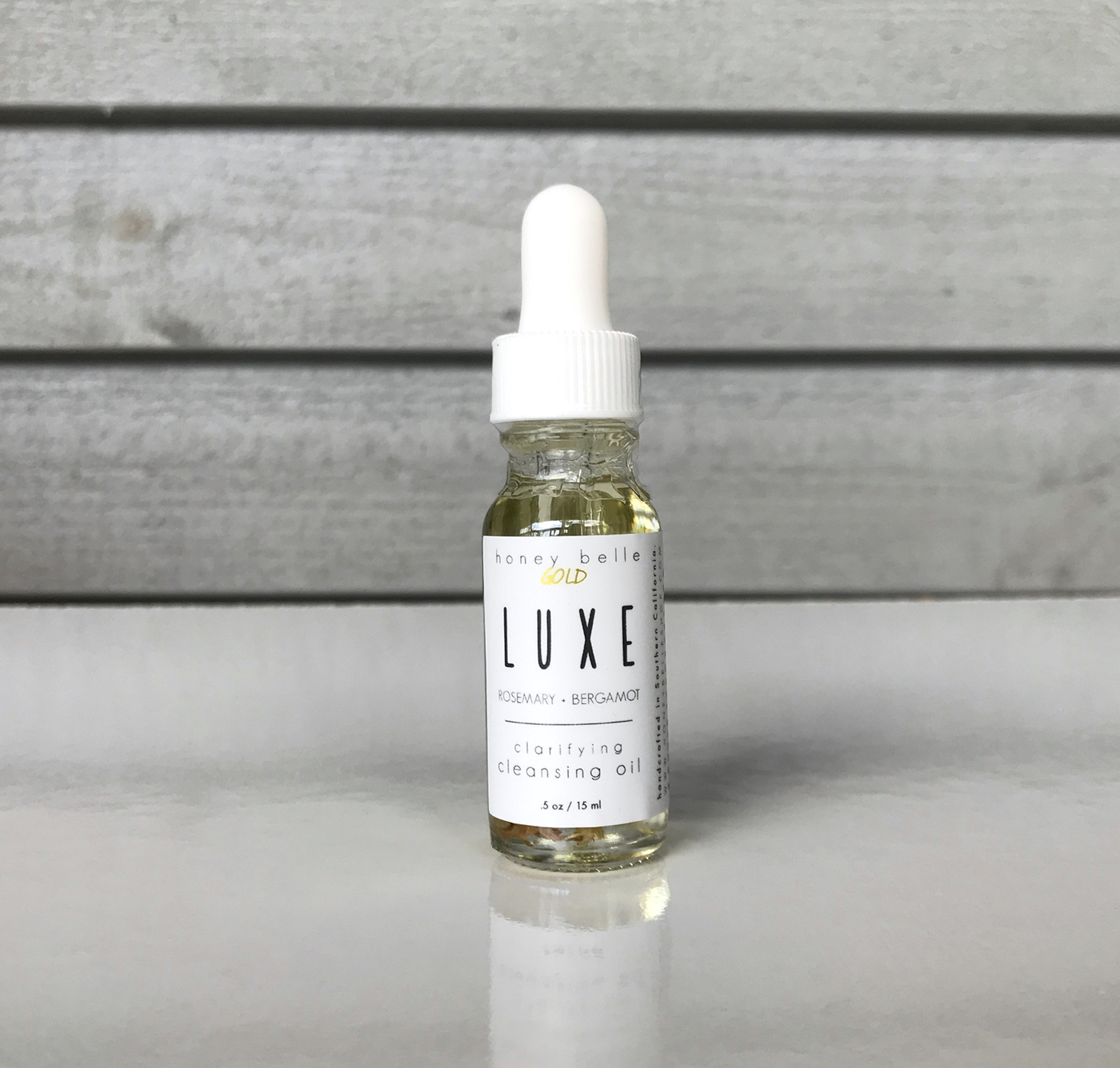 LuxePineapple-Post-March-2017-Cleansing-Oil