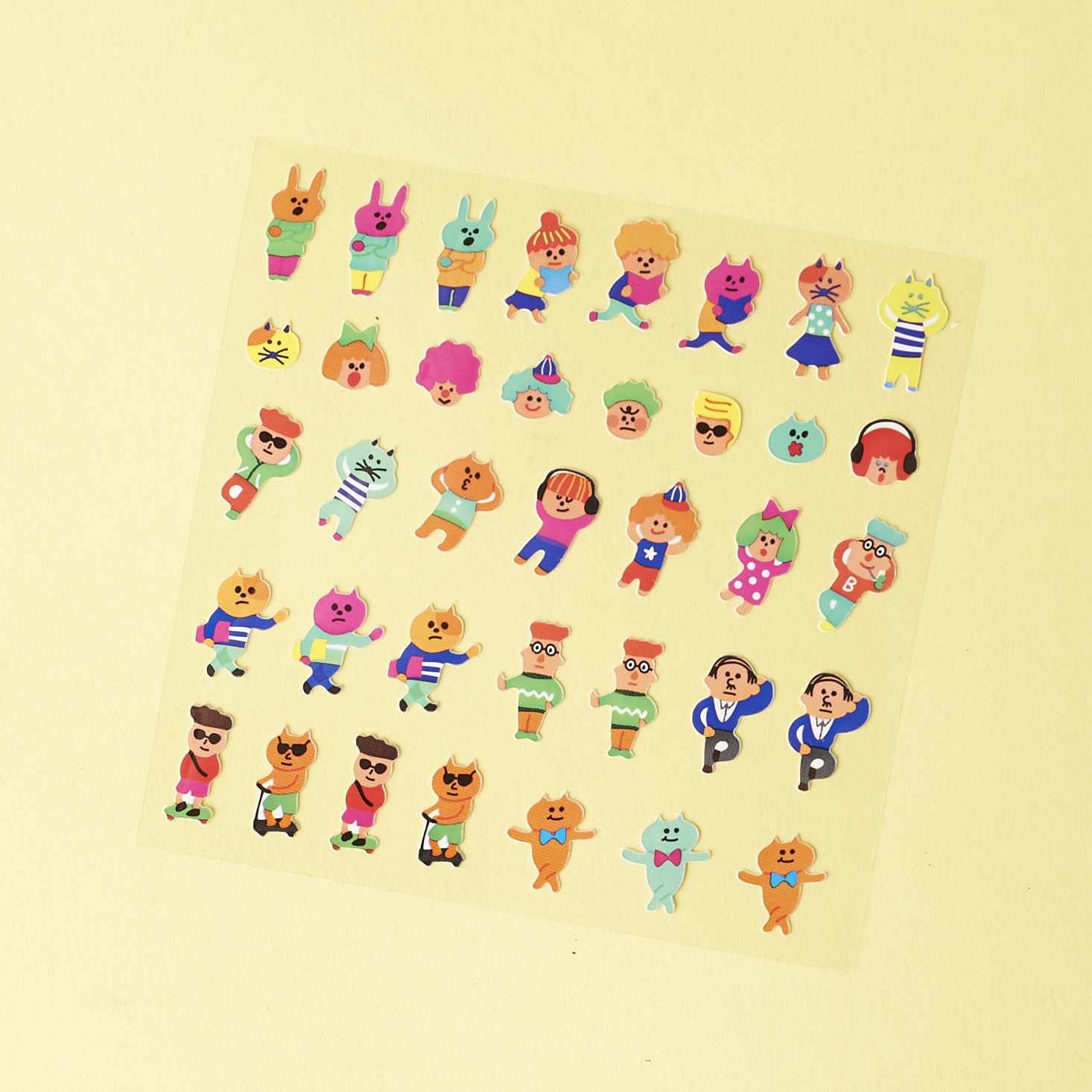 Check out our review of the March 2017 Pipsticks Pro Club Petite Pack!