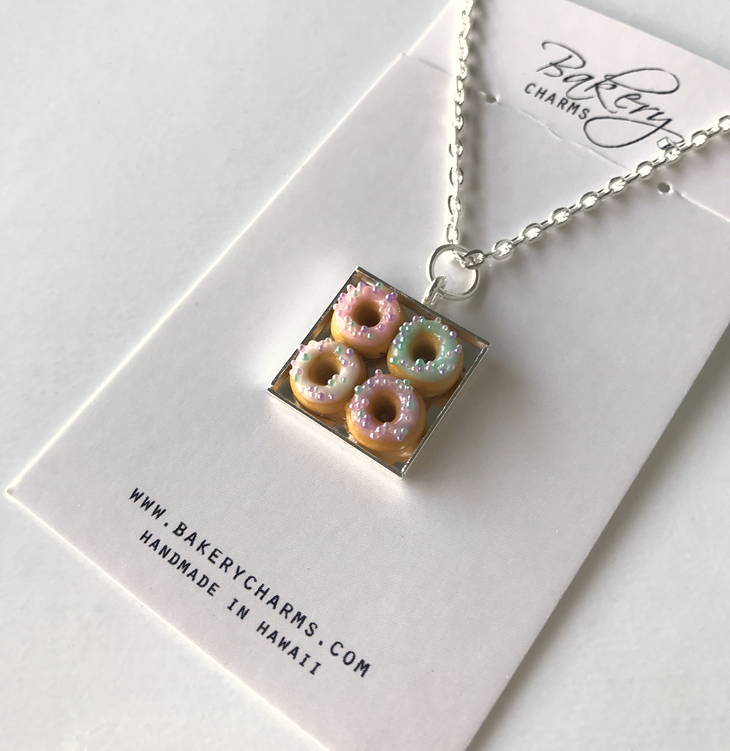 Sweet-Surprises-March-2017-Necklace-Closeup