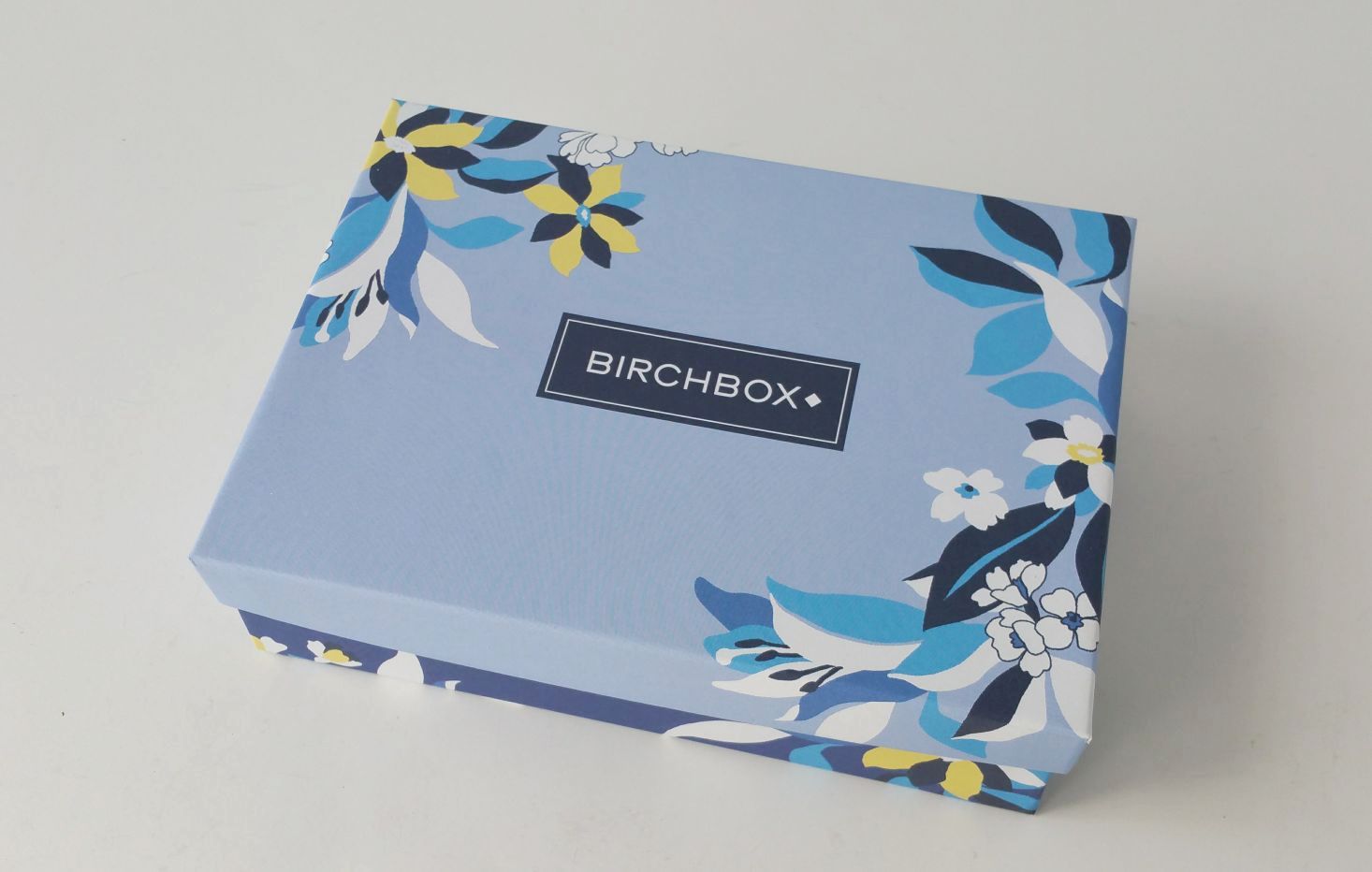 birchbox-march-2017-box2