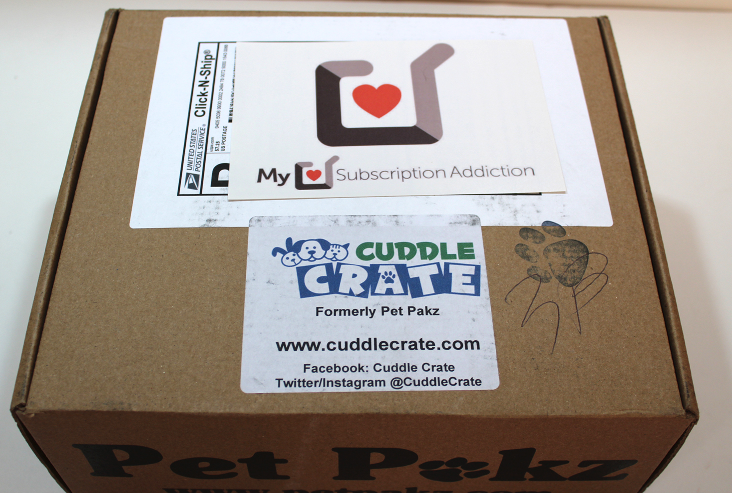 Cuddle Crate Cat Box Review + Coupon – March 2017