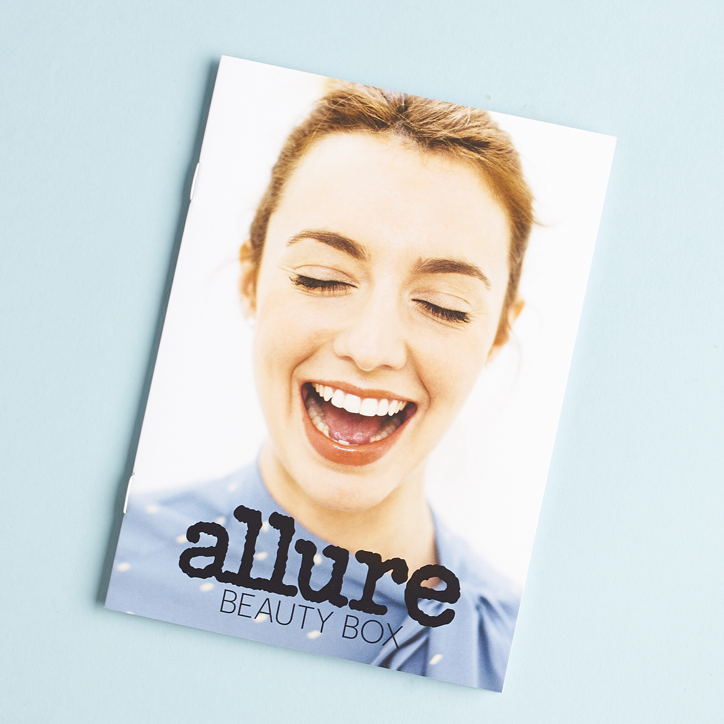 Allure-beauty-box-april-2017-0004