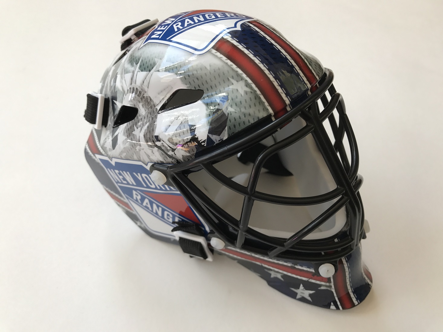 Fanchest-Rangers-April-2017-Helmet