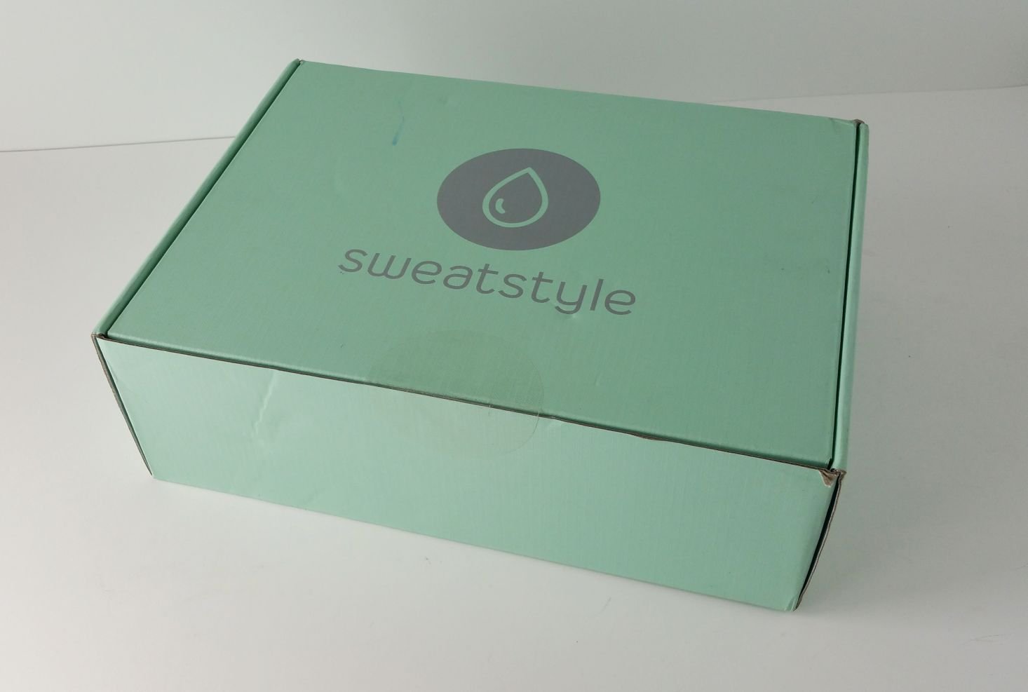 SweatStyle Subscription Box Review + Coupon – June 2018