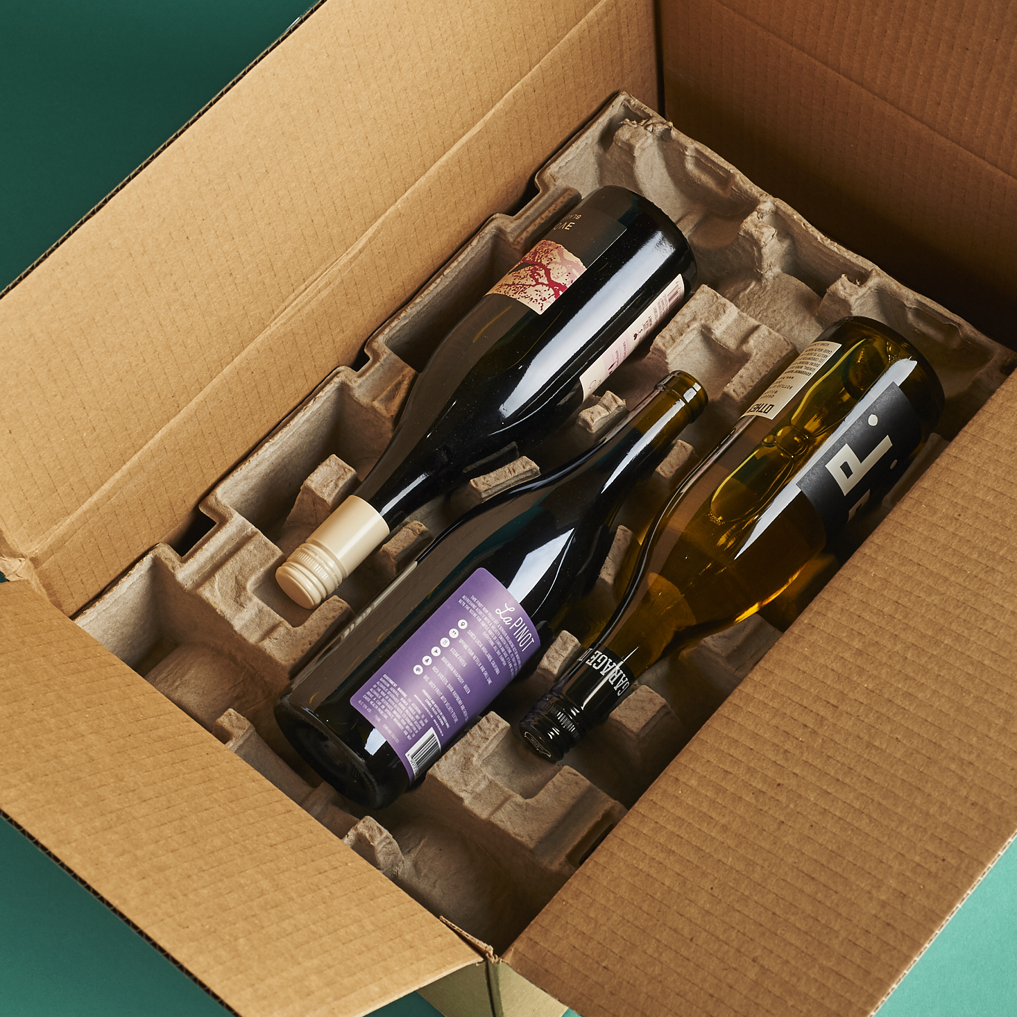 Wine Awesomeness Box Review + Coupon – April 2017