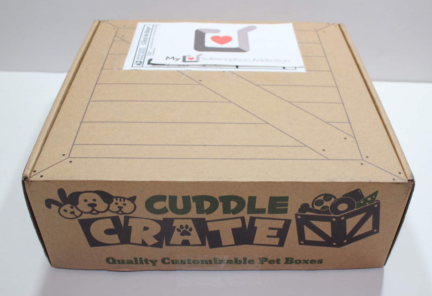 Cuddle Crate Cat Box Review + Coupon – April 2017