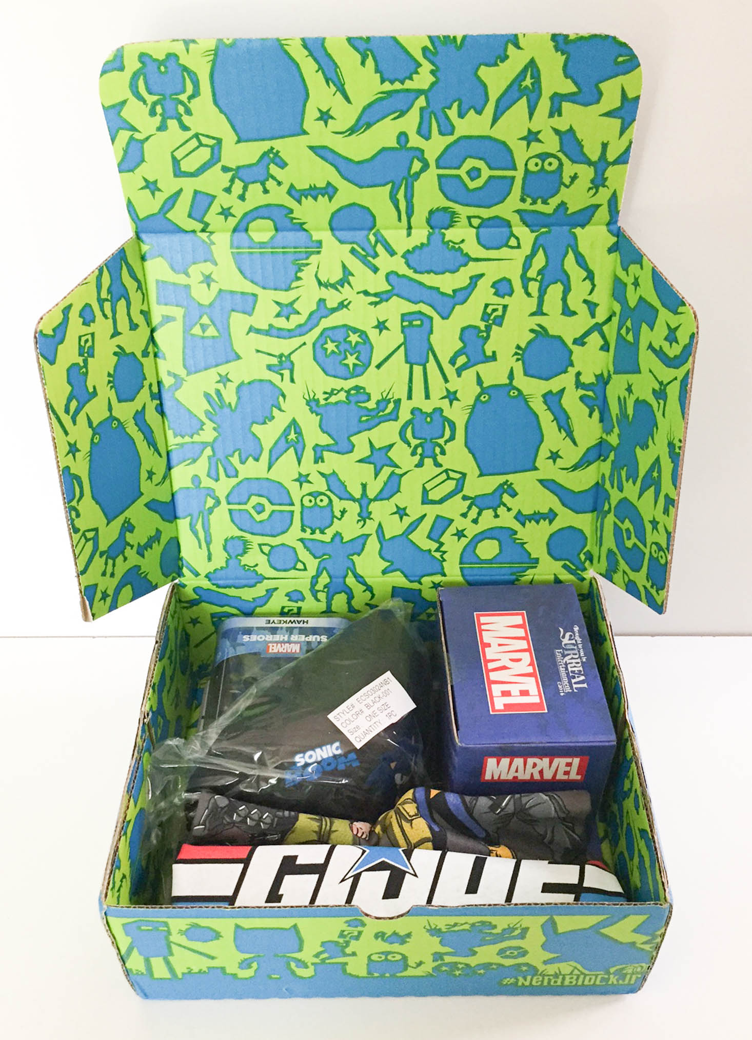nerd-block-jr-boys-april-2017-box-inside