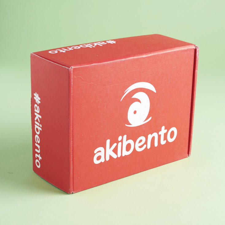 Check out our review for the April 2017 Akibento box!