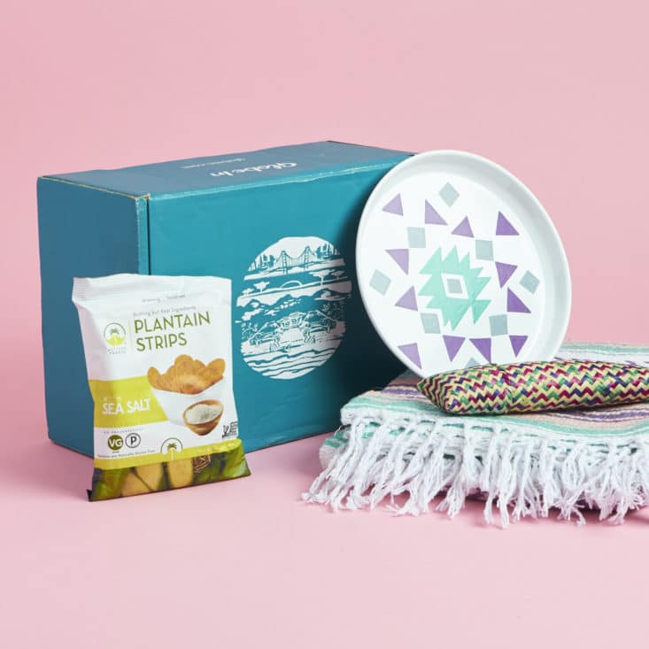 Check out my review of the GlobeIn Al Fresco Box!