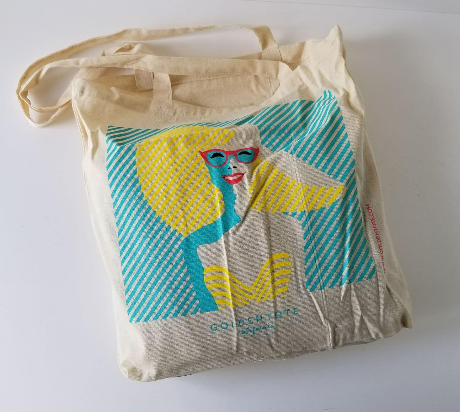 Golden Tote $149 Clothing Tote Review – May 2017