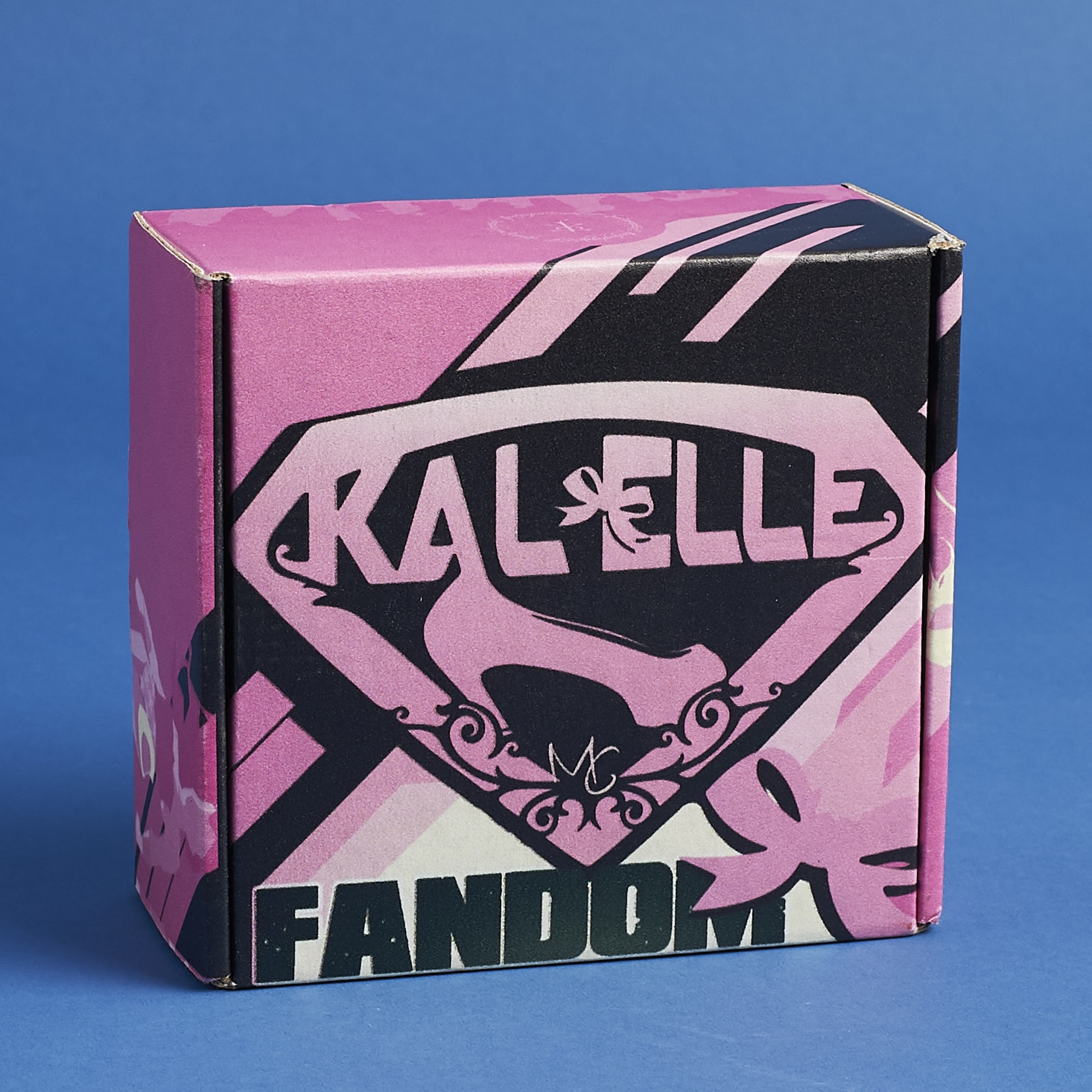 Kal-Elle Fandom Monthly Box Review + Coupon – April 2017